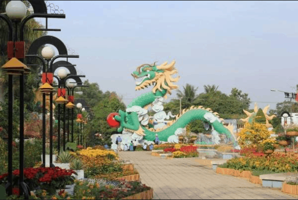 Phía cổng vào khu du lịch