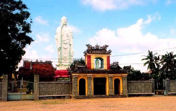 Cổng sau của ngôi chùa (Ảnh ST)