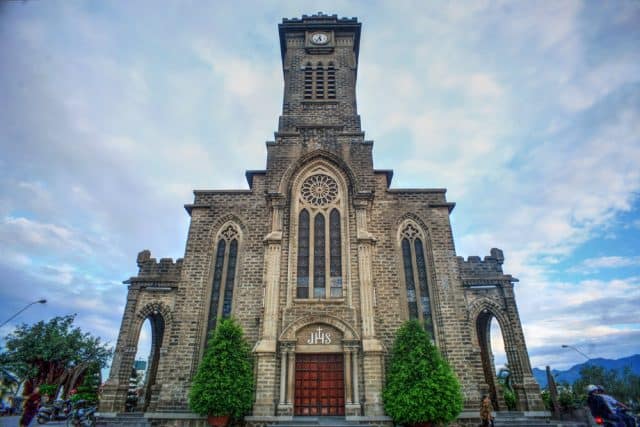 Nhà thờ đá ở Nha Trang (Ảnh ST)