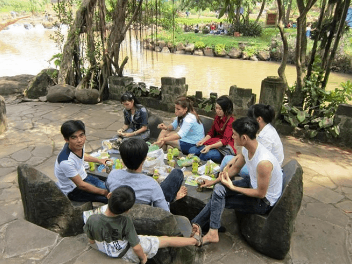 khu du lịch sinh thái thác đá hàn