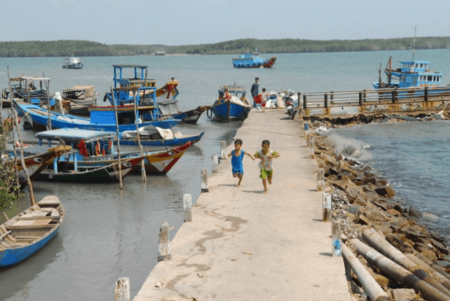 bãi biển gần sài gòn