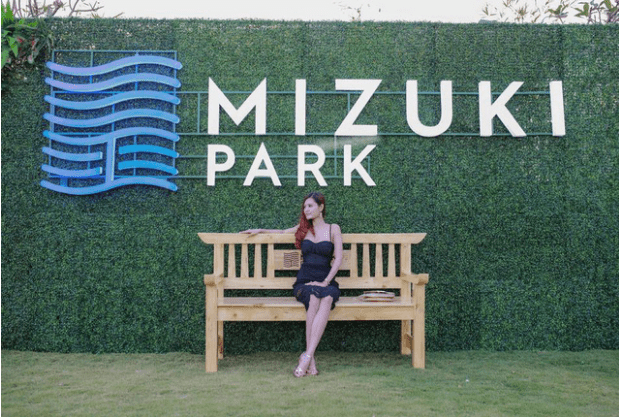 Nằm tại Mizuki Park Sài Gòn (sưu tầm) cánh đồng cá Koi