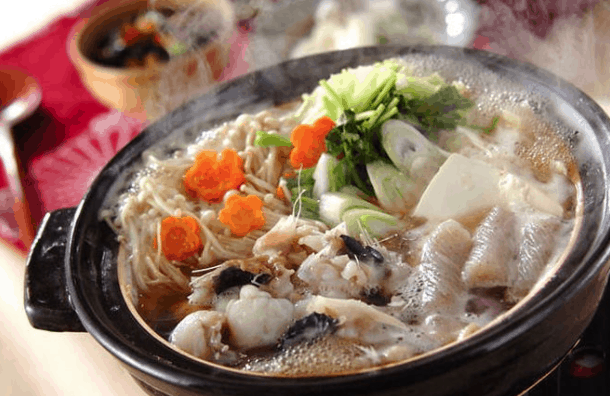 Lẩu cá nhám ăn rất ngon vào những ngày mát trời Lẩu cá nhám ăn rất ngon vào những ngày mát trời