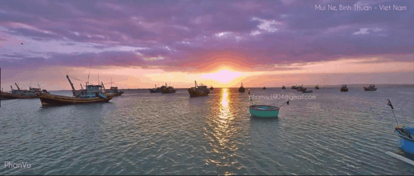 Biển ở làng chài Mũi Né