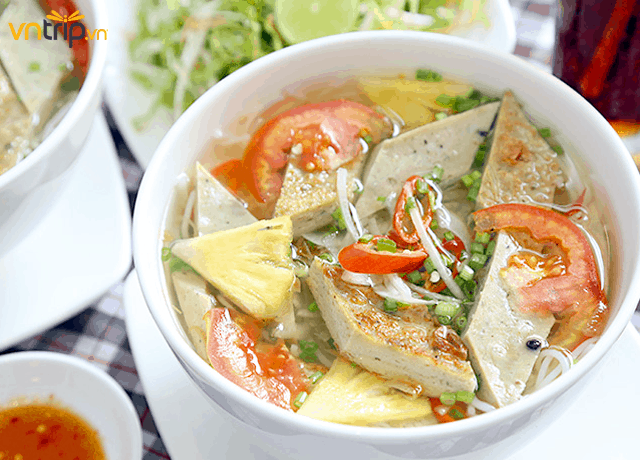 Bún chả cá – đặc sản Nha Trang (Ảnh: Sưu tầm)