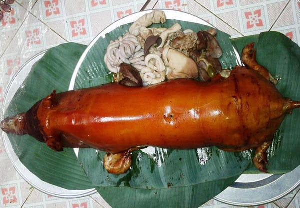 Heo rẫy sau khi nướng có màu vàng óng, bắt mắt (Ảnhh ST)