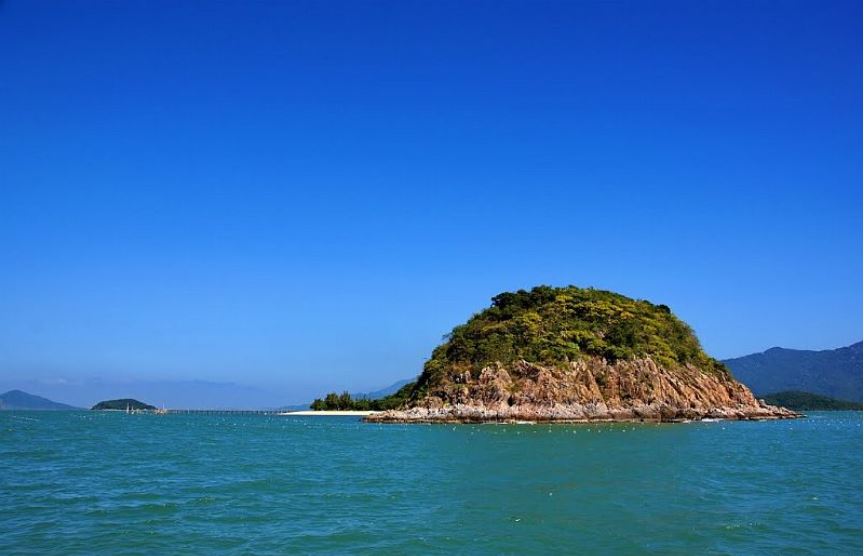 Du lịch Hòn Sầm Nha Trang (Ảnh ST)