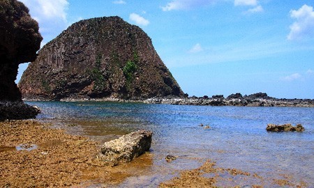 Hòn Tầm Nha Trang (Ảnh ST)