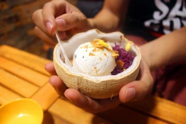 Kem xôi dừa Thái Lan (Ảnh ST)