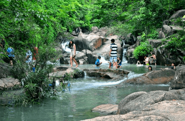 Suối Đá Bàn - Địa điểm dã ngoại lý tưởng Suối Đá Bàn - Địa điểm dã ngoại lý tưởng