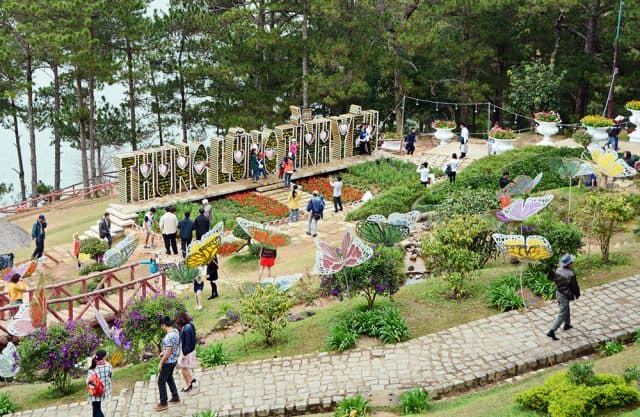 Thung lũng tình yêu đầy thơ mộng (Ảnh ST)