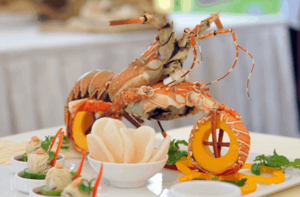 Thưởng thức hải sản tươi ngon tại quán Ớt Ngọt