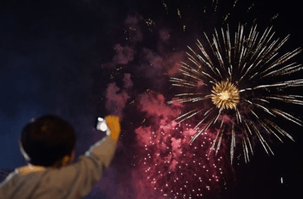 Hình ảnh bắn pháo hoa tại Cần Thơ 2017 Hình ảnh bắn pháo hoa tại Cần Thơ 2017