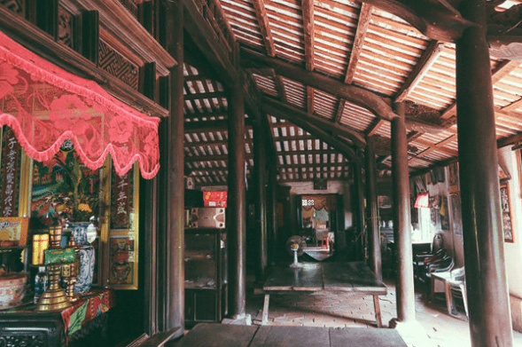 Kiểu kiến trúc nhà gỗ cổ trăm cột
