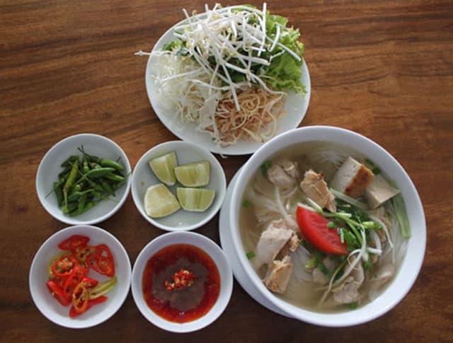 Bún cá dầm Nha Trang này đã có nguồn gốc từ rất lâu với cách chế biến nước lèo độc đáo (Ảnh ST)