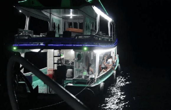 Câu mực đêm tại đảo ngọc Phú Quốc Câu mực đêm tại đảo ngọc Phú Quốc