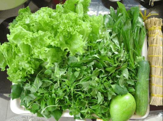 Rau ăn kèm cùng với gỏi cá trích Phú Quốc Rau ăn kèm cùng với gỏi cá trích Phú Quốc
