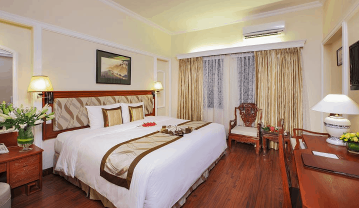 royal hotel saigon