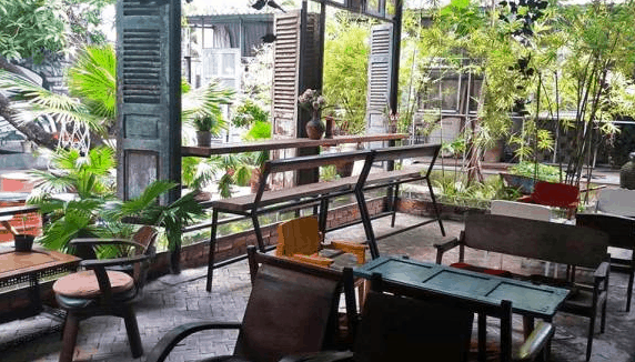 Quán cafe Store 8 có không gian xanh mát, cổ kính Quán cafe Store 8 có không gian xanh mát, cổ kính