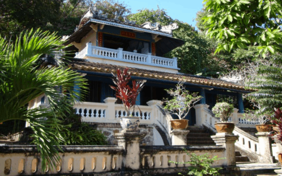 Không gian chùa Phù Dung Hà Tiên