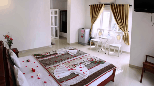 Phòng ngủ đơn giản nhưng ấm cúng Phòng ngủ đơn giản nhưng ấm cúng