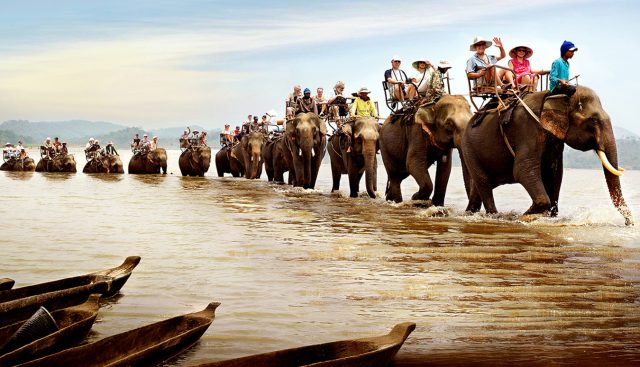 ham gia du lịch sinh thái cưỡi voi cũng là một hoạt động thú vị ở Buôn Đôn (Ảnh: ST)