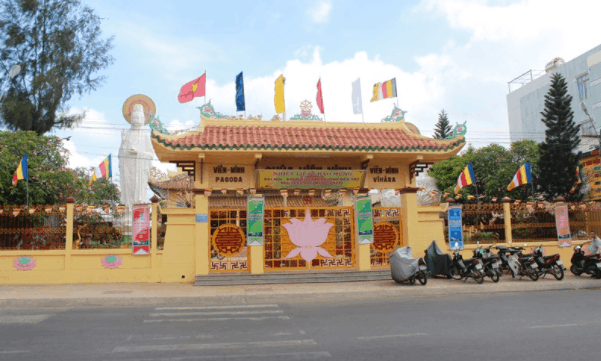 Cổng chùa Viên Minh Bến Tre Cổng chùa Viên Minh Bến Tre