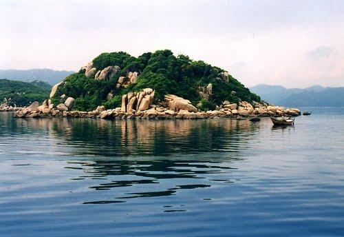 Bán đảo Hòn Gốm (Ảnh ST)