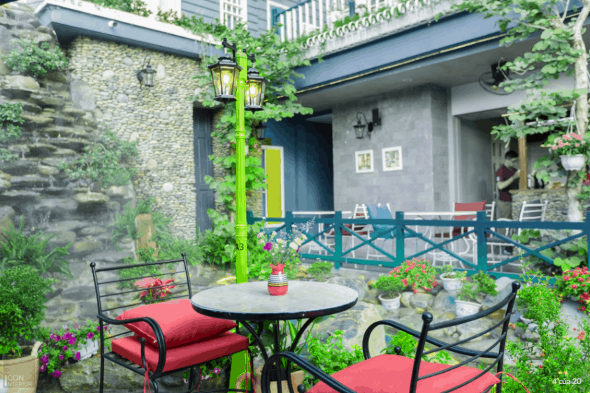Lâu đài phố cafe được lấy ý tưởng từ những ngôi nhà cổ ở Anh Lâu đài phố cafe được lấy ý tưởng từ những ngôi nhà cổ ở Anh