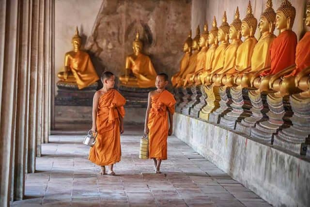 Ngôi chùa sở hữu rất nhiều tượng Phật (Ảnh ST)