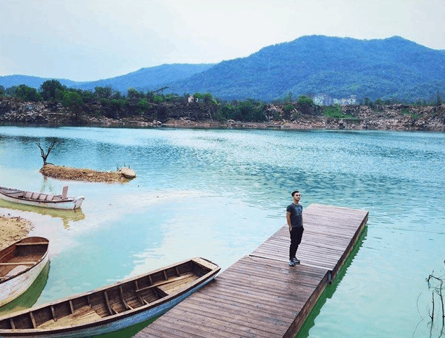 Một bức hình "so deep" tại Hồ đá xanh ( Ảnh ST) Một bức hình "so deep" tại Hồ đá xanh ( Ảnh ST)