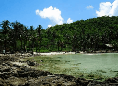 Khung cảnh nơi đây mang đậm vẻ nguyên sơ