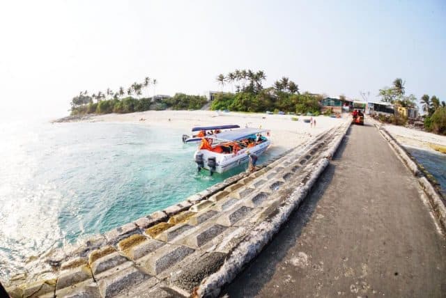 Báº¿n tÃ u trÃªn Äáº£o (áº¢nh ST)