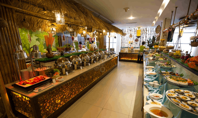 Buffet táº¡i nhÃ  hÃ ng Saigon Palace
