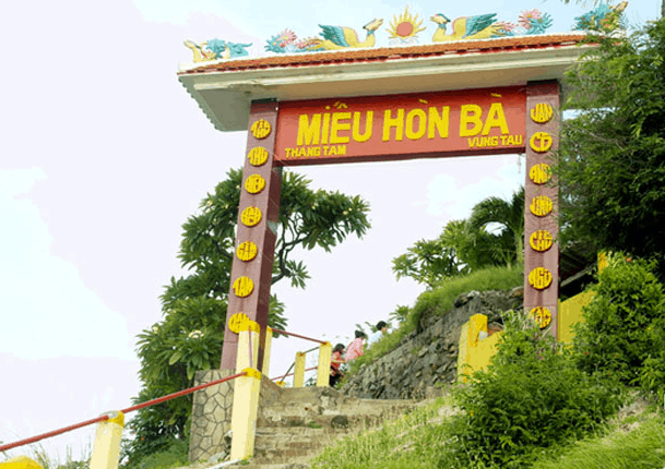 Đường lên miếu hòn Bà Đường lên miếu hòn Bà