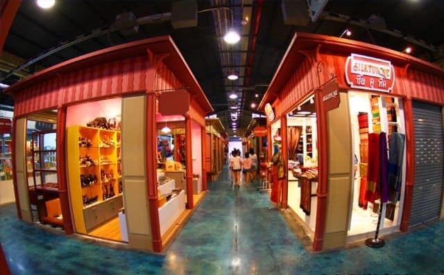Những gian hàng độc đáo trong chợ đêm Asiatique (Ảnh ST)