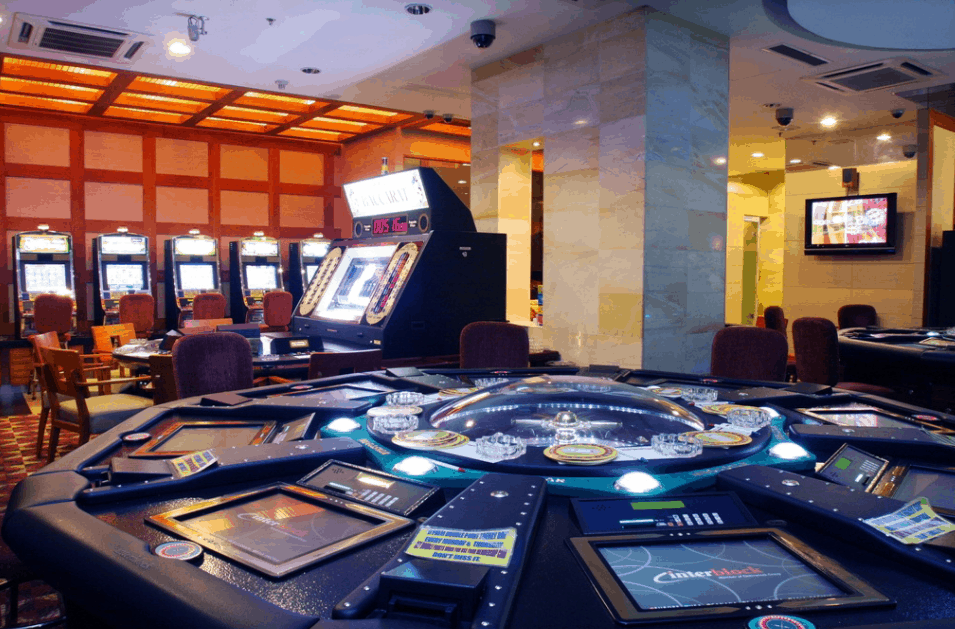 Vui chÆ¡i giáº£i trÃ­ táº¡i Grand Club