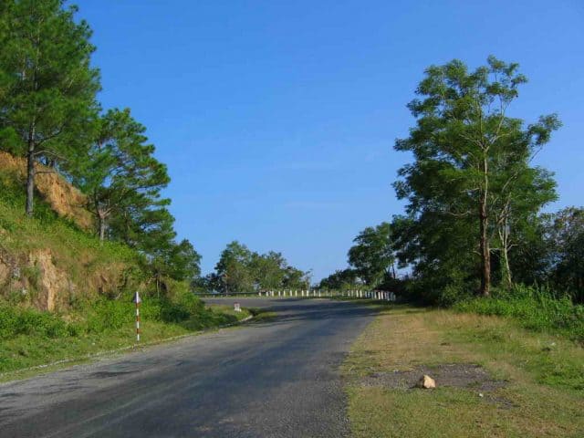Cung đường đèo hấp dẫn mọi dân phượt (Ảnh ST)