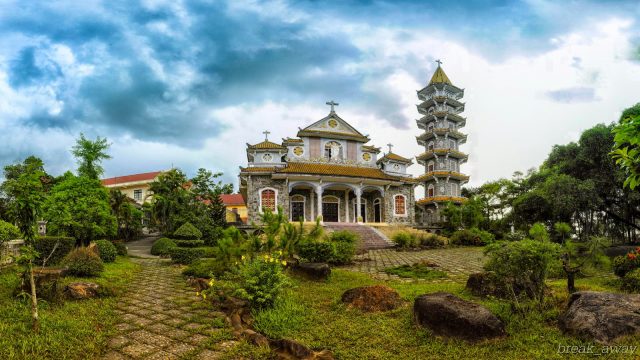 Đan viện với vẻ đẹp nên thơ tại Huế (Ảnh ST)