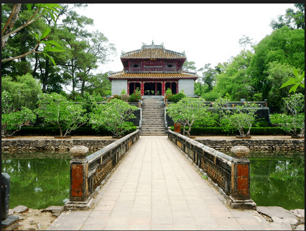 lăng-tự-đức.1.png