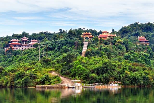 Ngắm trọn khung cảnh sông núi Đồi Vọng Cảnh