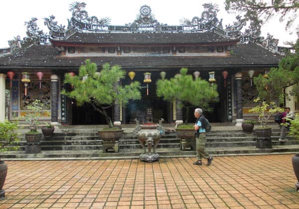 chua-tu-hieu-vntrip.jpg