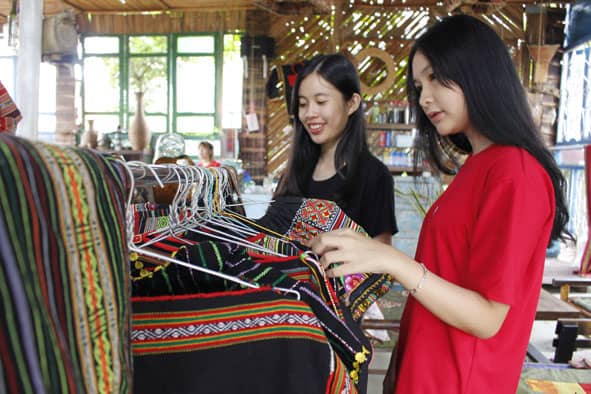 Khám phá Khu du lịch Buôn Cô Thôn trong lòng "thủ phủ" cà phê