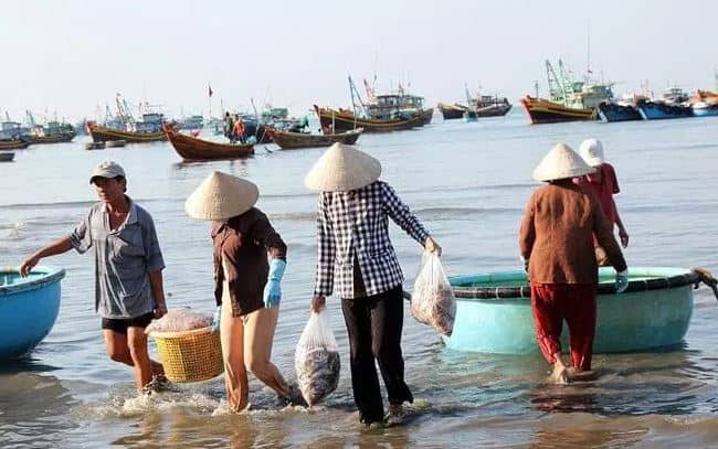 ngư dân làng chài Rạch Vẹm