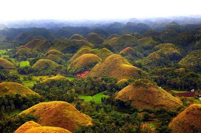 Một trong các địa điểm du lịch Philippines đẹp nhất (Ảnh: ST)
