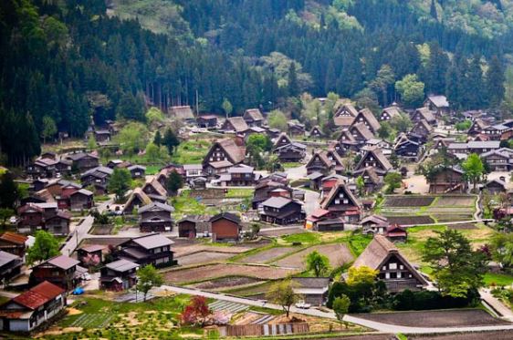 Làng Shirakawa-go, Nhật Bản