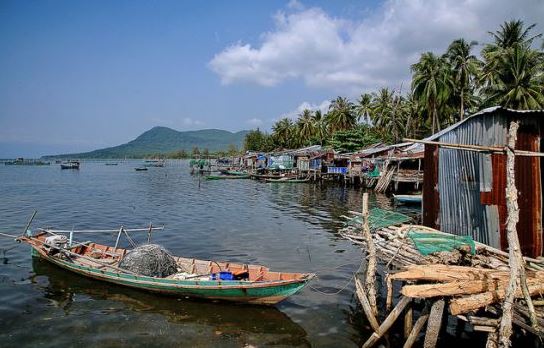 ghe thuyền tại nhà bè Rạch Vẹm