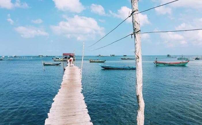 khung cảnh làng chài Rạch Vẹm