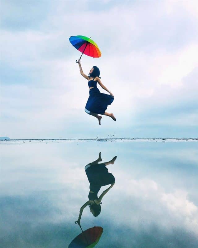 "Cực hot" với Sky Mirror ở Malaysia - Gương mặt trời khổng lồ
