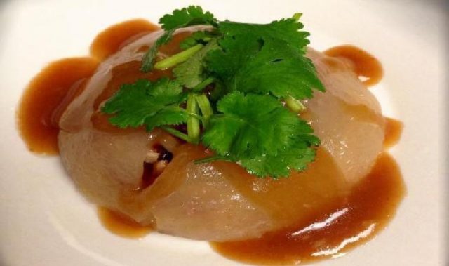 Sủi cảo khổng lồ ba wan (Ảnh: ST)